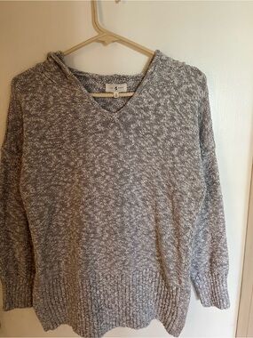 Lou & Grey Marled Grey V-Neck Hooded Sweater